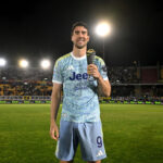 Contratto Vlahovic, si complica il rinnovo: la Juventus rischia la beffa a parametro zero