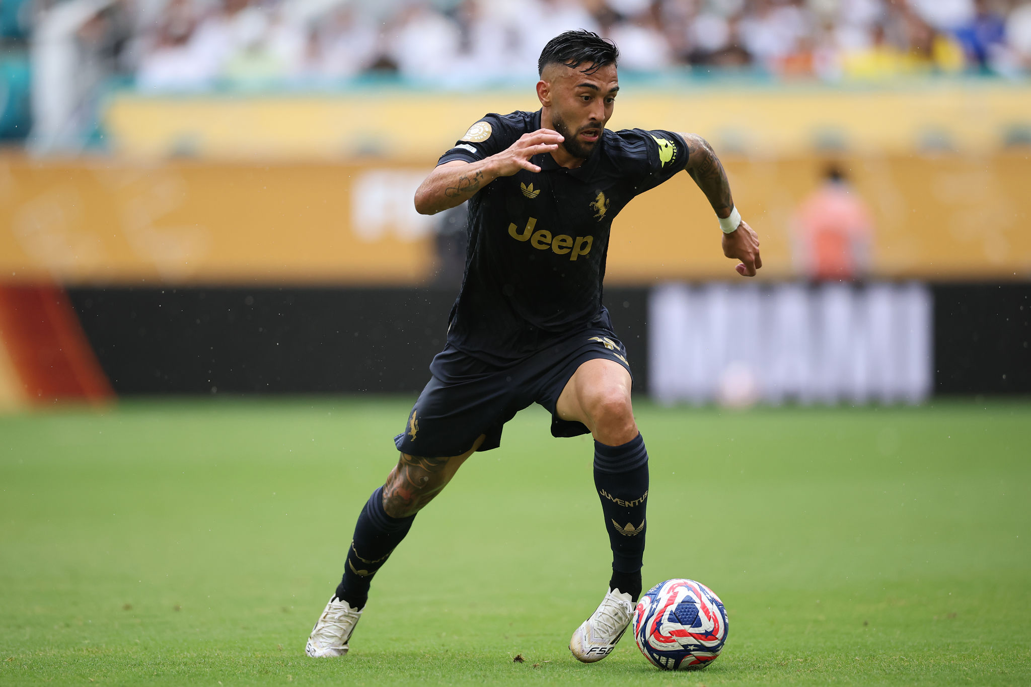 Nico Gonzalez: l'Atletico Madrid non lo riscatta, la Juventus valuta il suo ruolo