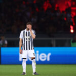 Perdiamo a tavolino, state dentro: il dialogo tra Locatelli e la curva prima del derby