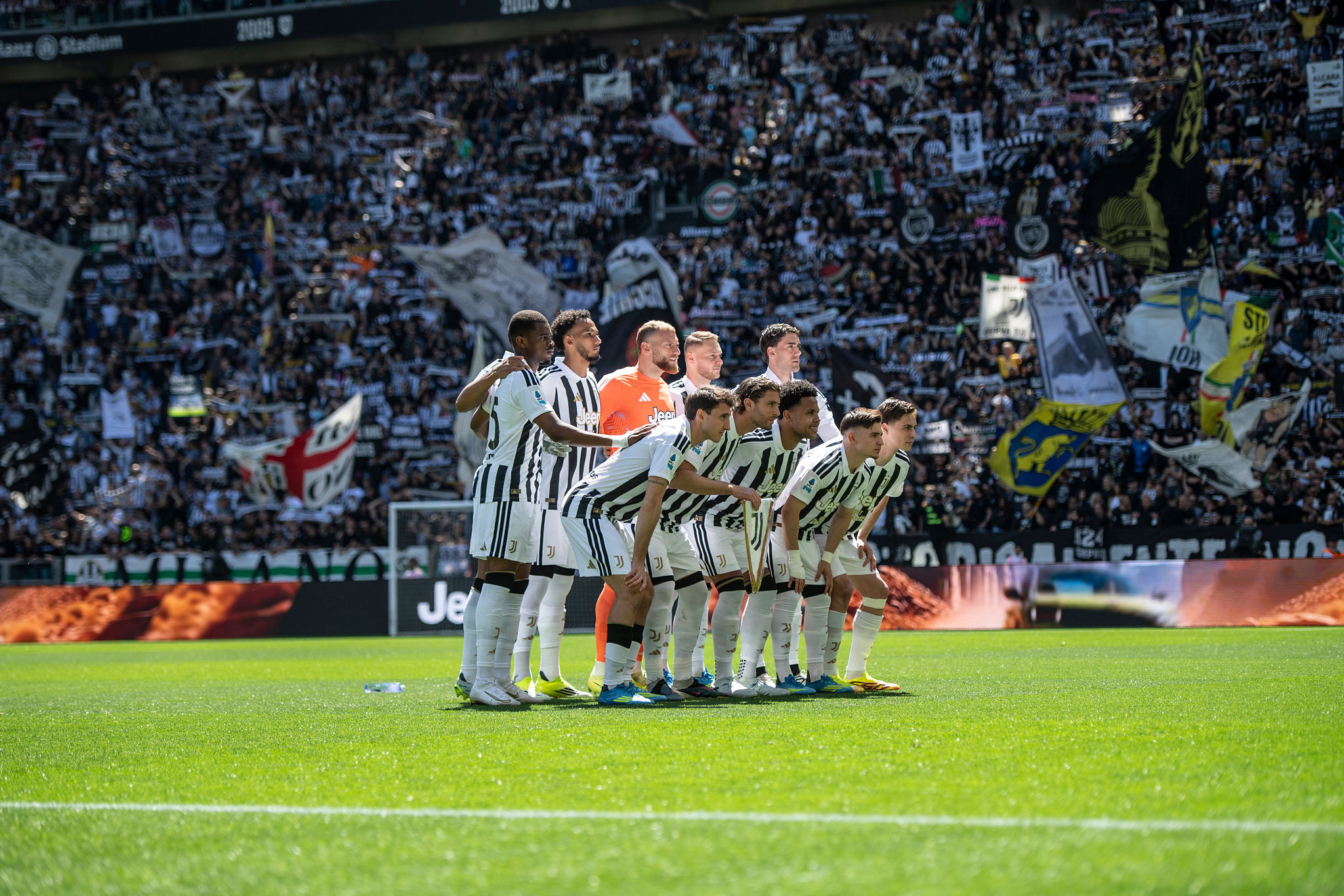Diverbio in campo, la Juventus multa Vlahovic e Locatelli
