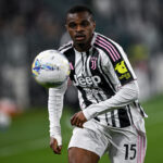 Rinnovo per Kalulu, la Juventus alza il muro contro la Premier League