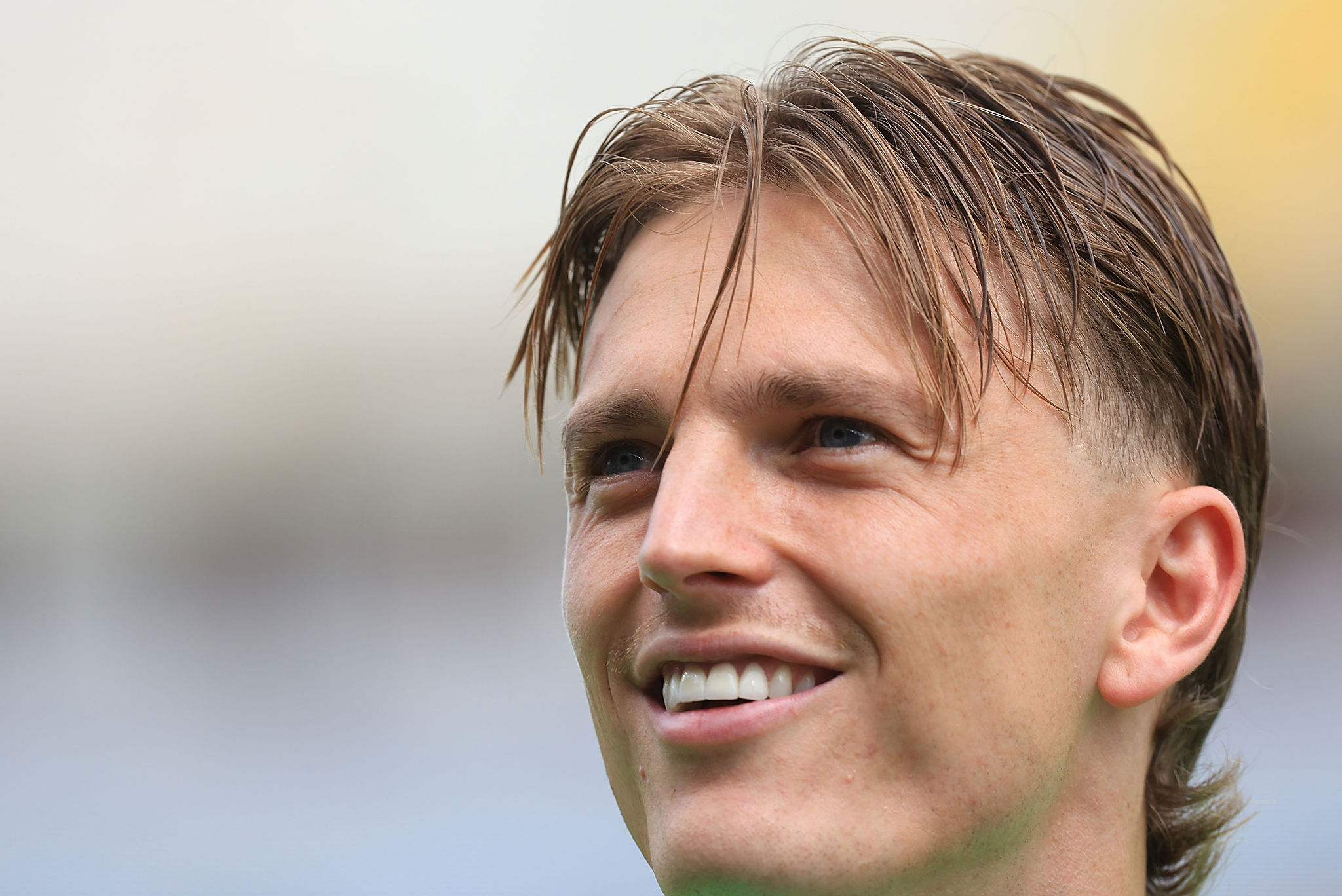 Gudmundsson si offre alla Juventus, ma Spalletti frena: il bivio per la trequarti bianconera