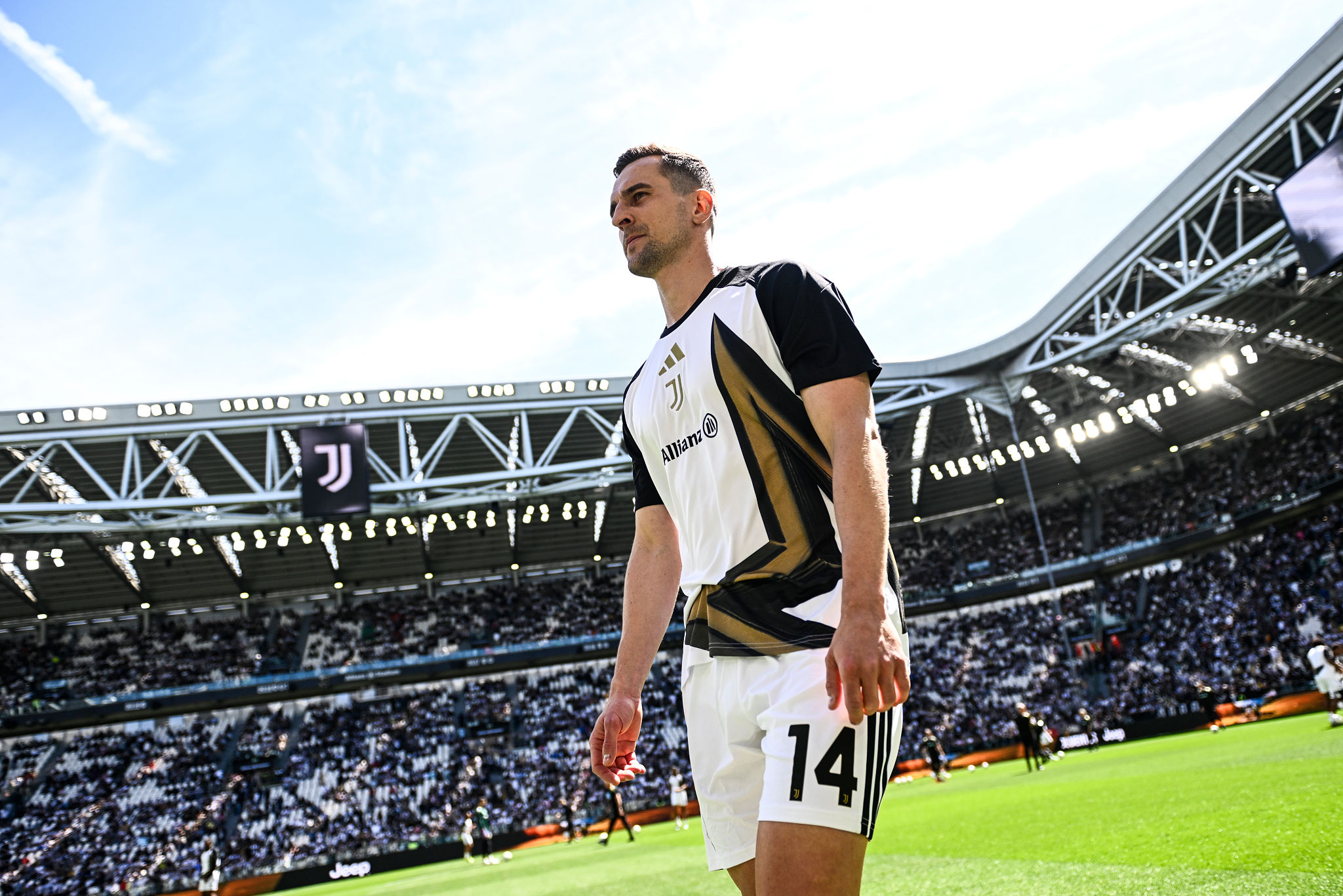 Thuram e Milik fuori dalla lista Serie A: cosa c’è dietro questa decisione
