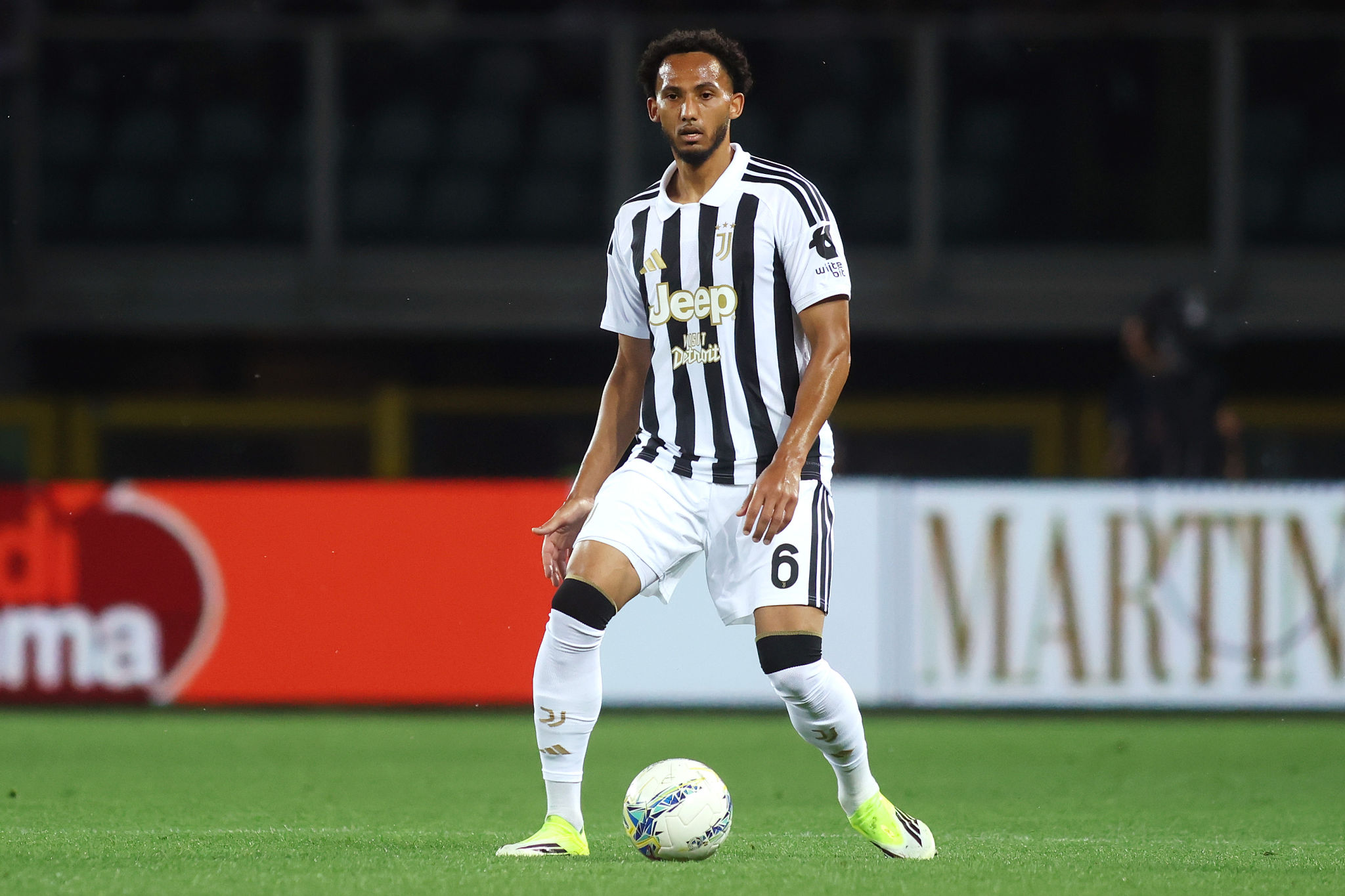 Addio a Kelly? La Juventus fissa il prezzo: si profila un’asta in Inghilterra
