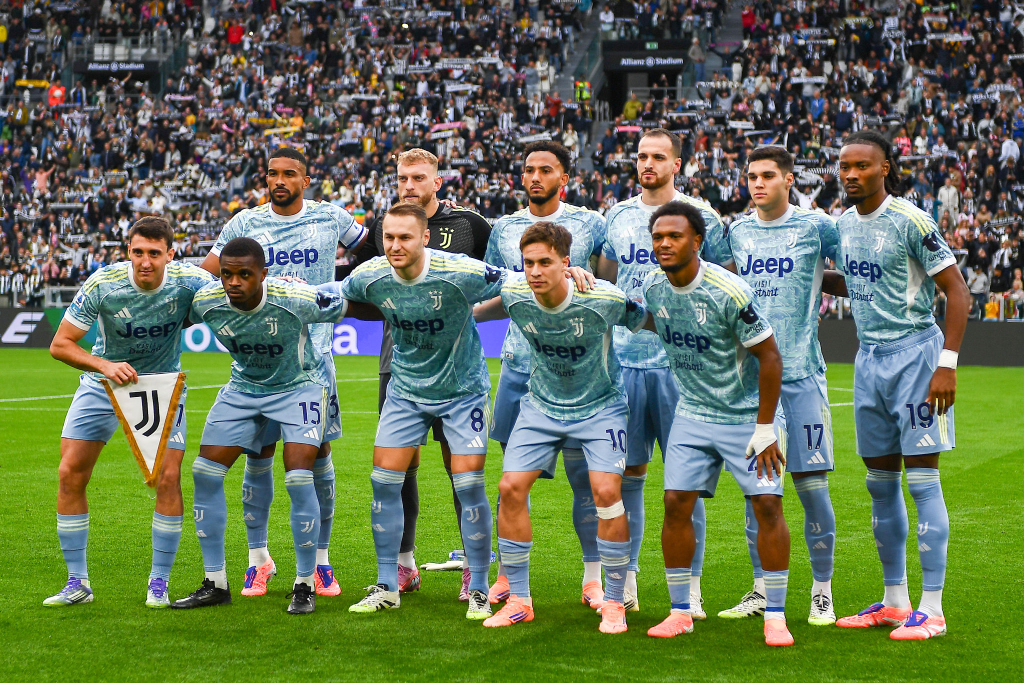 Rivoluzione Juve in difesa: quattro giocatori pronti all’addio