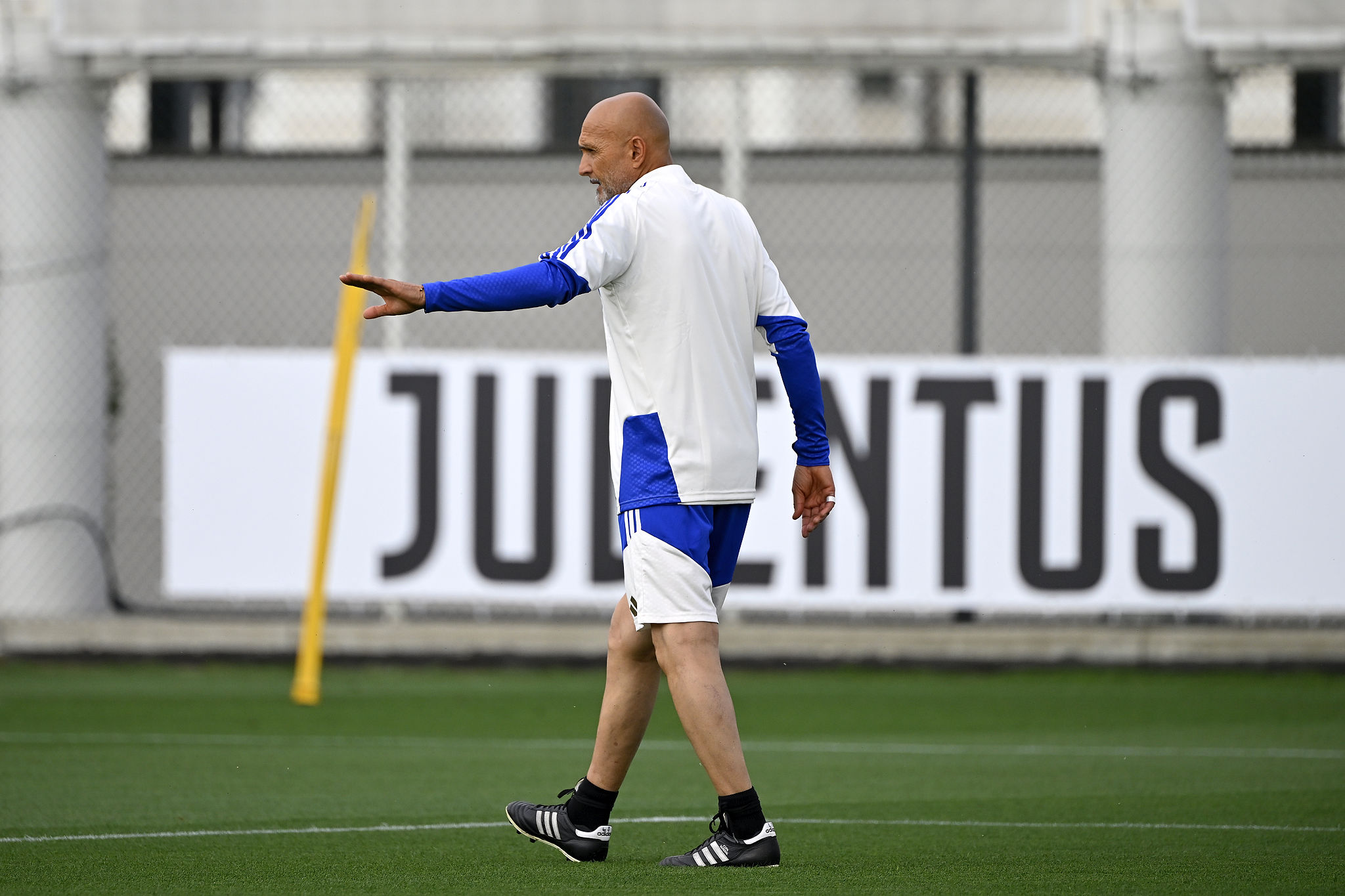 Spalletti detta la linea alla Juventus: solo lavoro in campo, stop alle voci di mercato