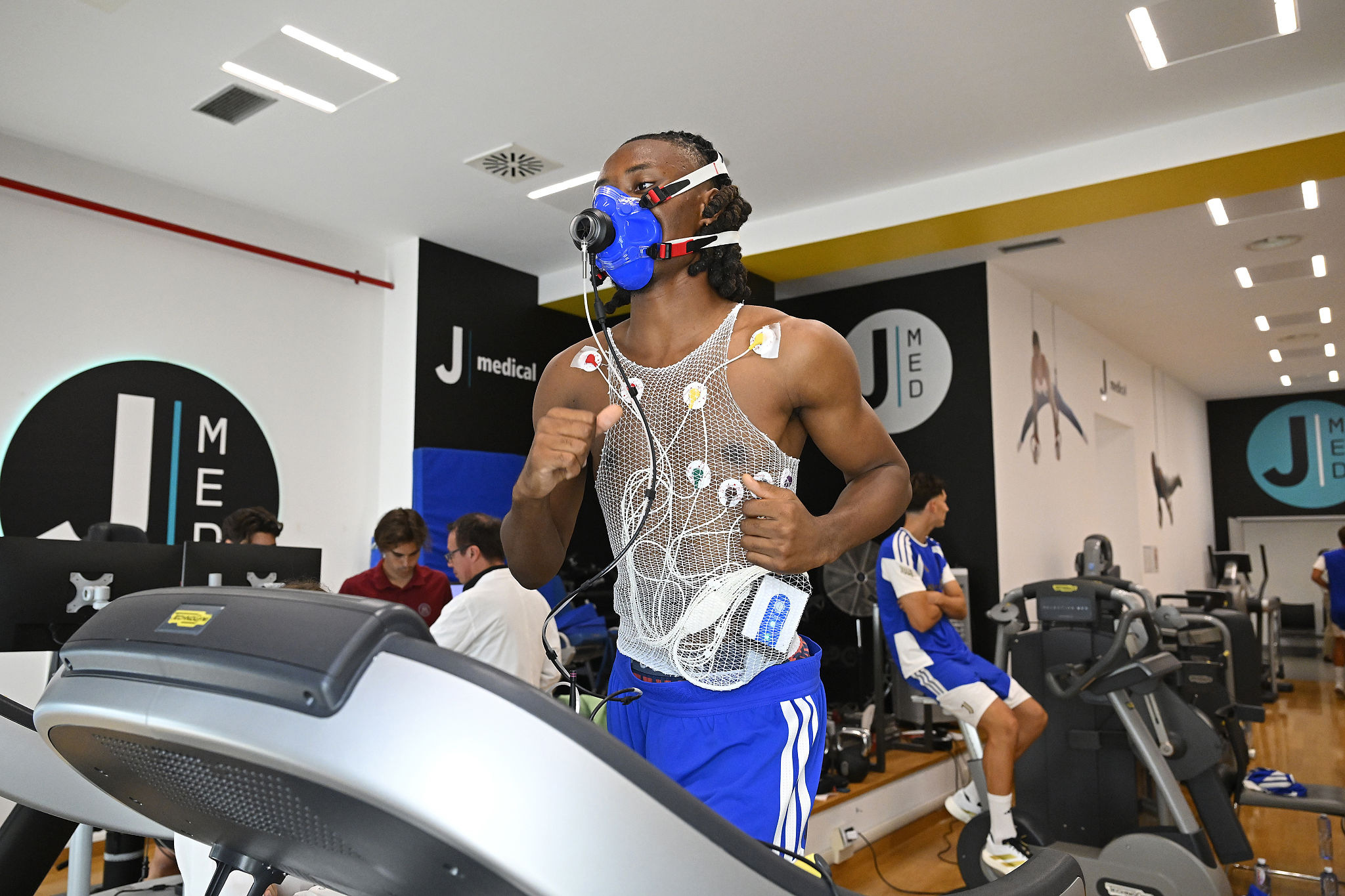Stop per Thuram, la Juve rivede i piani a centrocampo: cosa succede