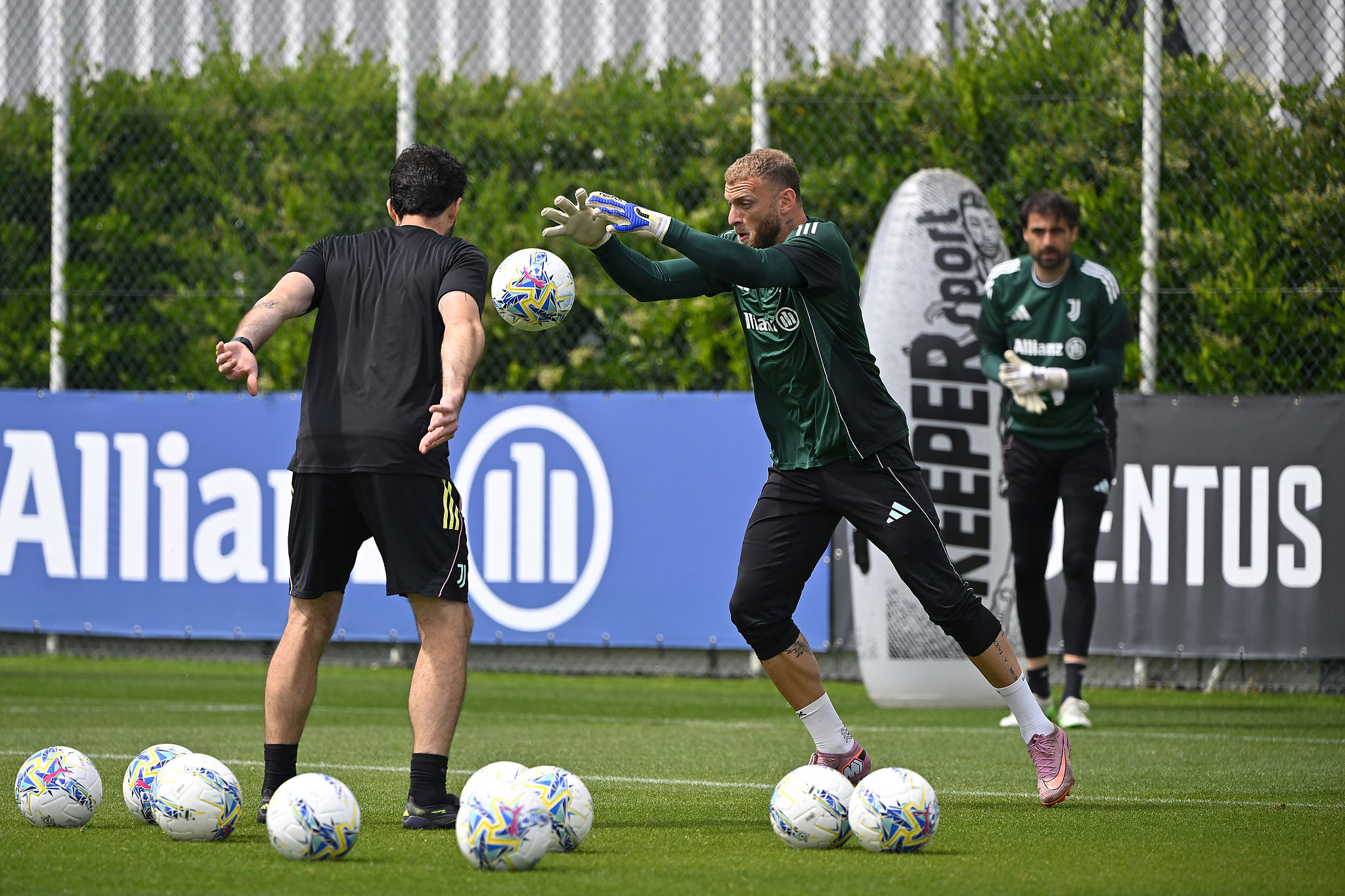 Di Gregorio, confronto alla Continassa: il futuro del portiere si decide lunedì