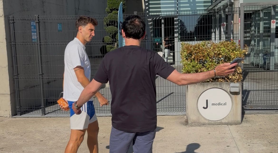 Infortunio Cambiaso, il calciatore è arrivato al J/Medical (VIDEO)