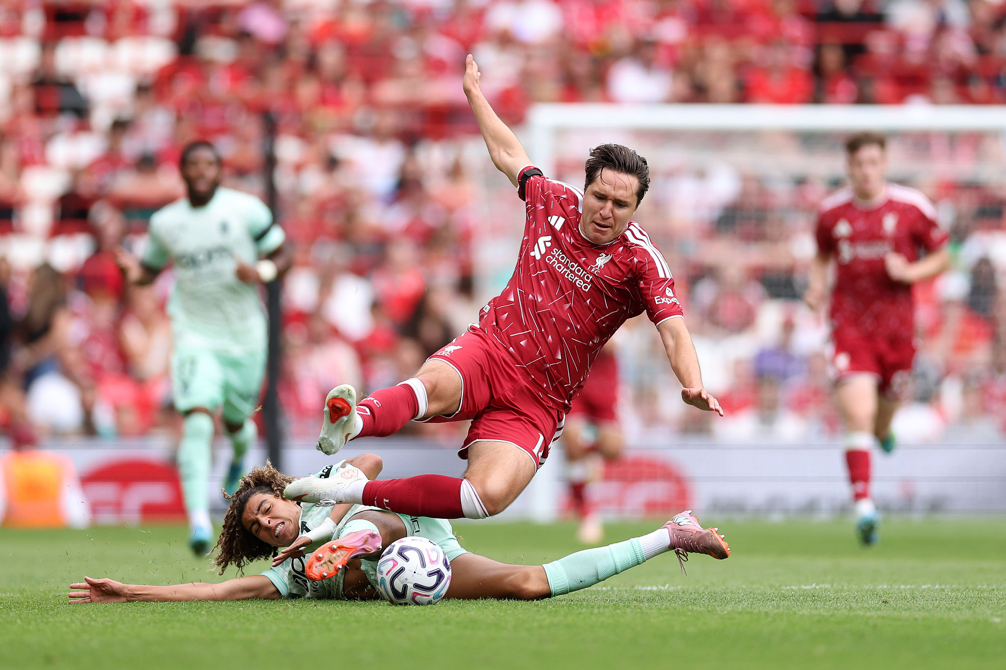 Chiesa salta l'allenamento col Liverpool: c'entra il mercato? Le ultime sull'ex Juve