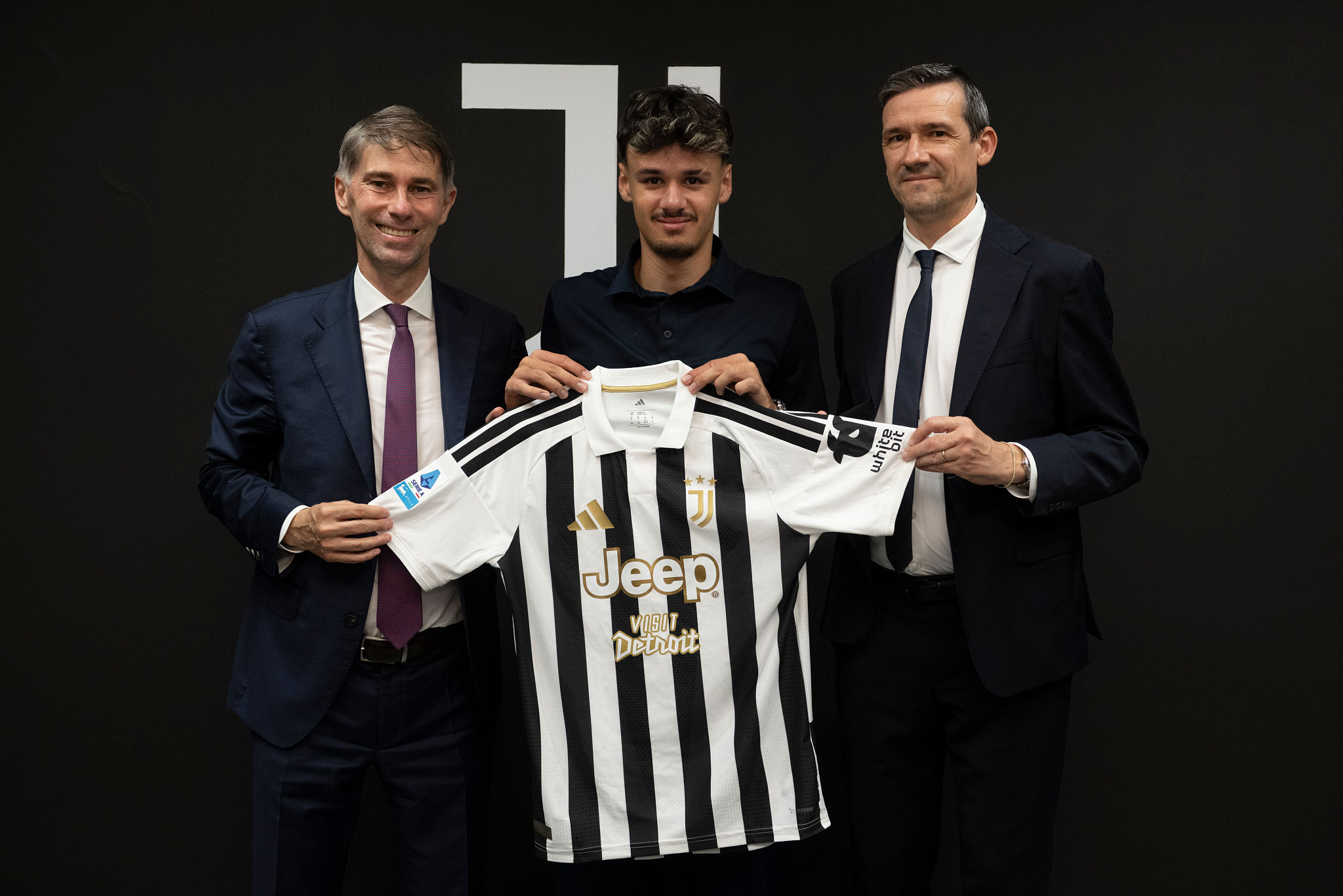 Juve, rosa da sfoltire: Massara e Ottolini a Milano per piazzare dieci esuberi