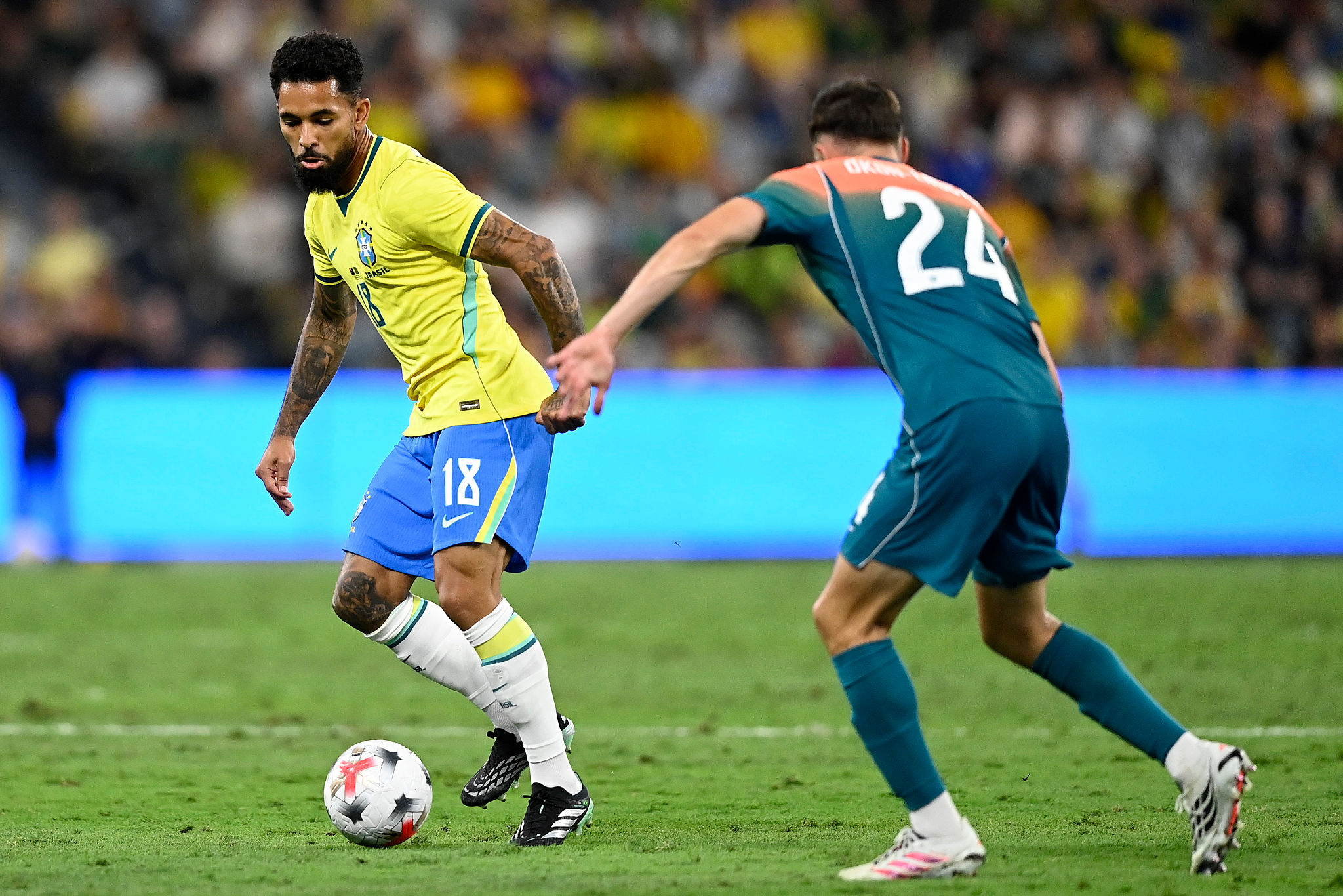 Juve, prove di rinnovo per Douglas Luiz: il brasiliano rinasce con Spalletti