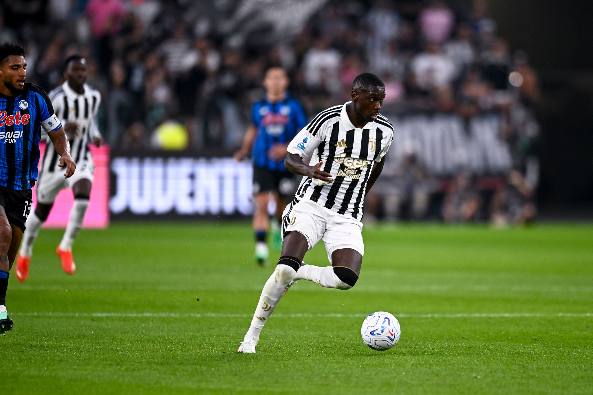 Kolo Muani, l’attaccante che corre per 53 km ma non trova il gol