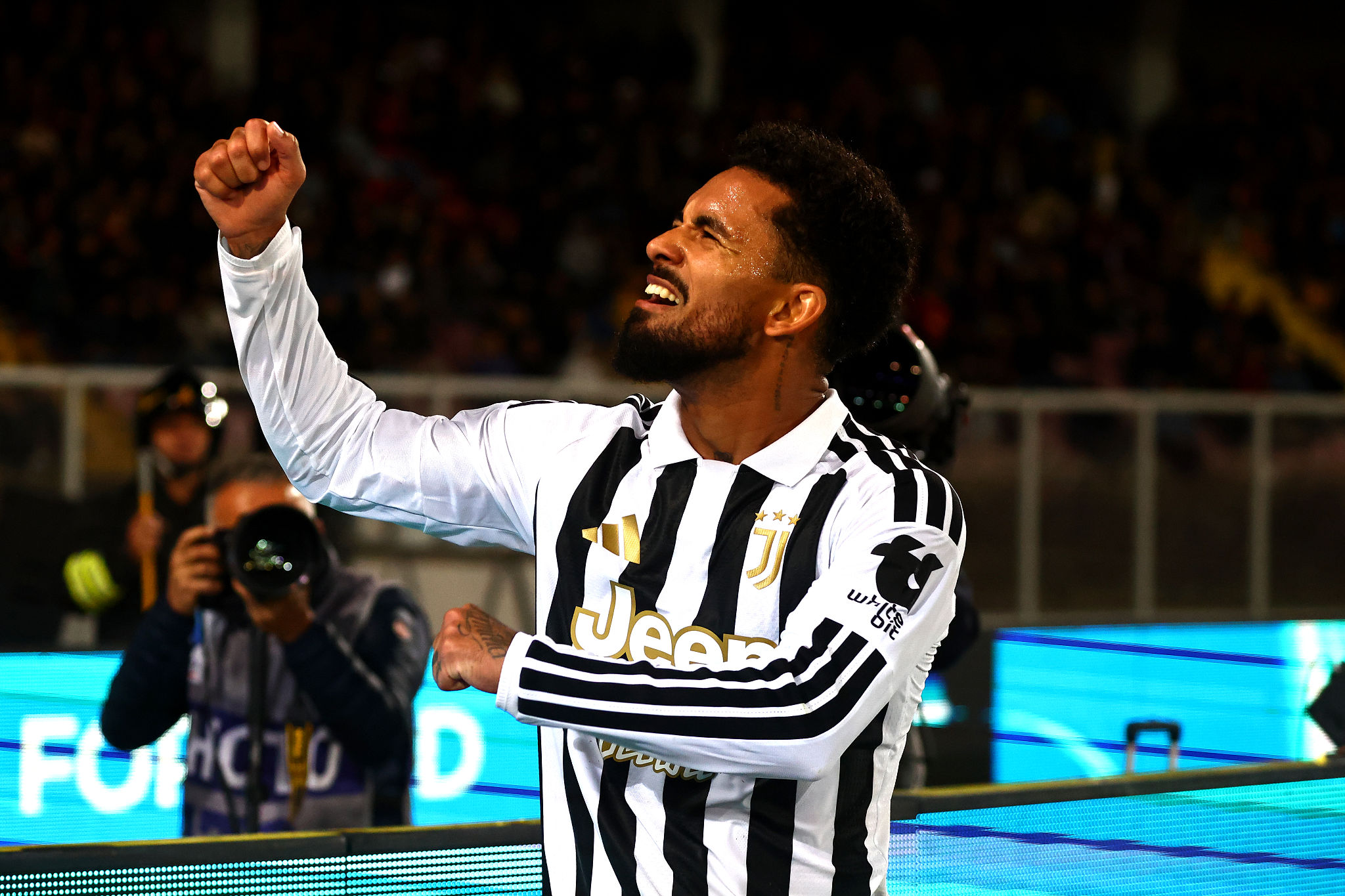 ✗ Douglas Luiz, gol e assist a Lecce: "Vittoria che ci dà fiducia"