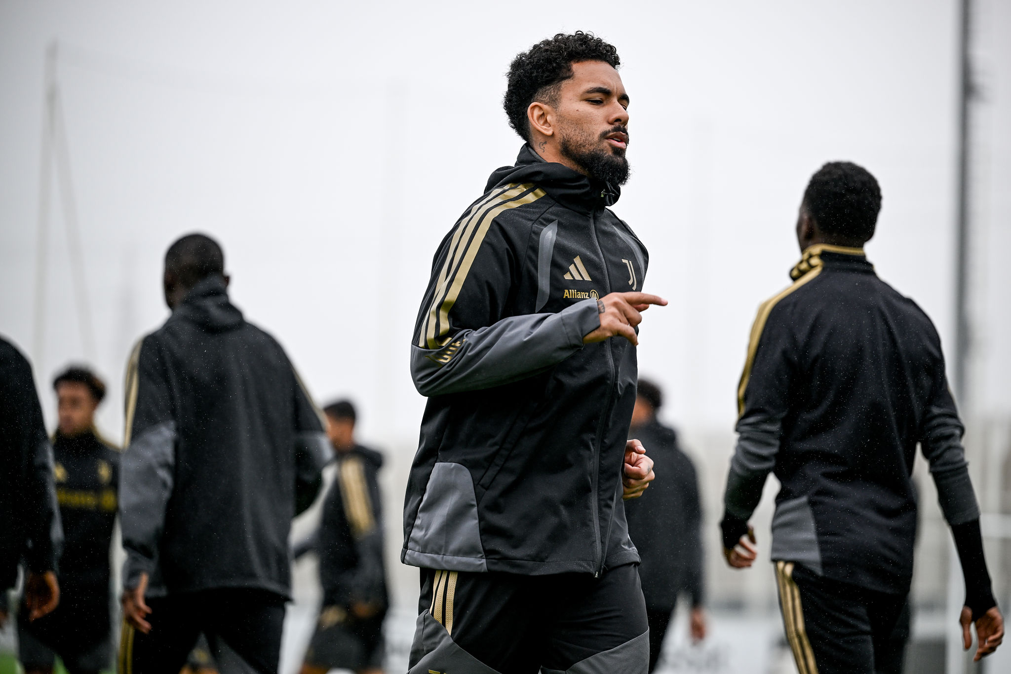 Douglas Luiz, bonus già finiti alla Juve: Spalletti chiede una reazione. E il confronto nello spogliatoio...
